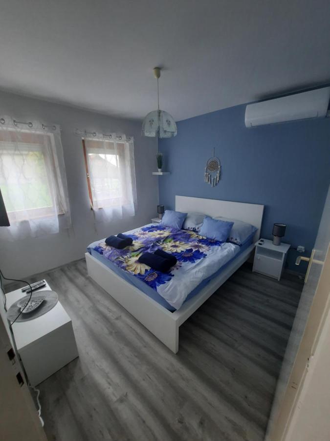 Helena Apartman Черсегтомай Экстерьер фото